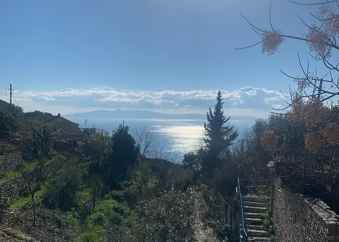 Villa Amprosia Qeparo